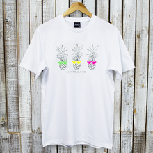 画像をギャラリービューアに読み込む, T-shirt【Three twin】White
